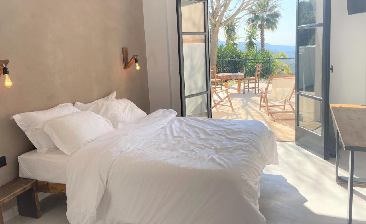 Rustic Hill Private Pool Suites Kalamata Extérieur photo